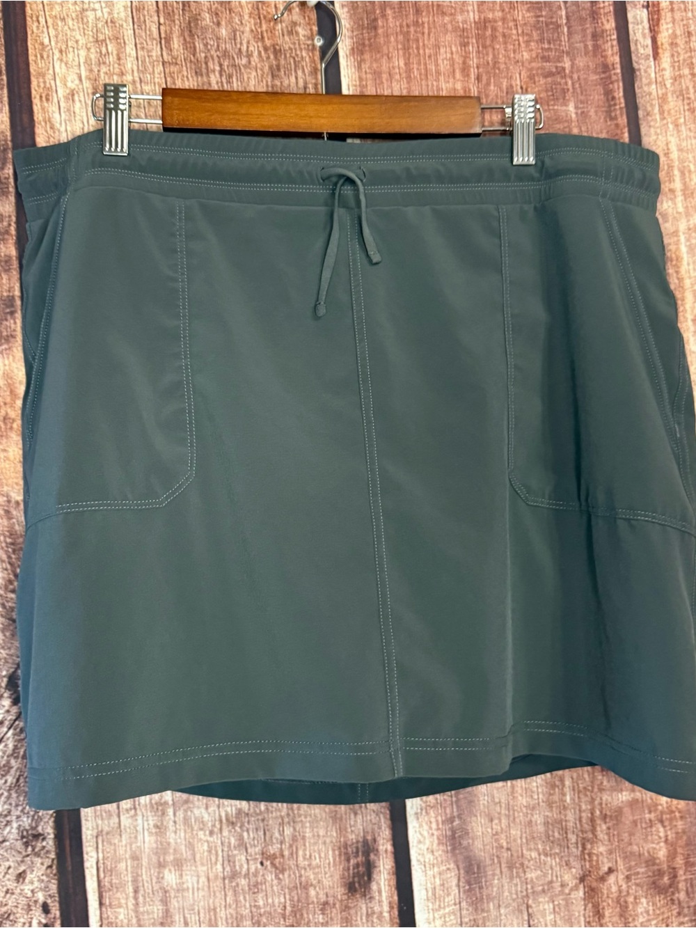 Kuhl Women's skirt
